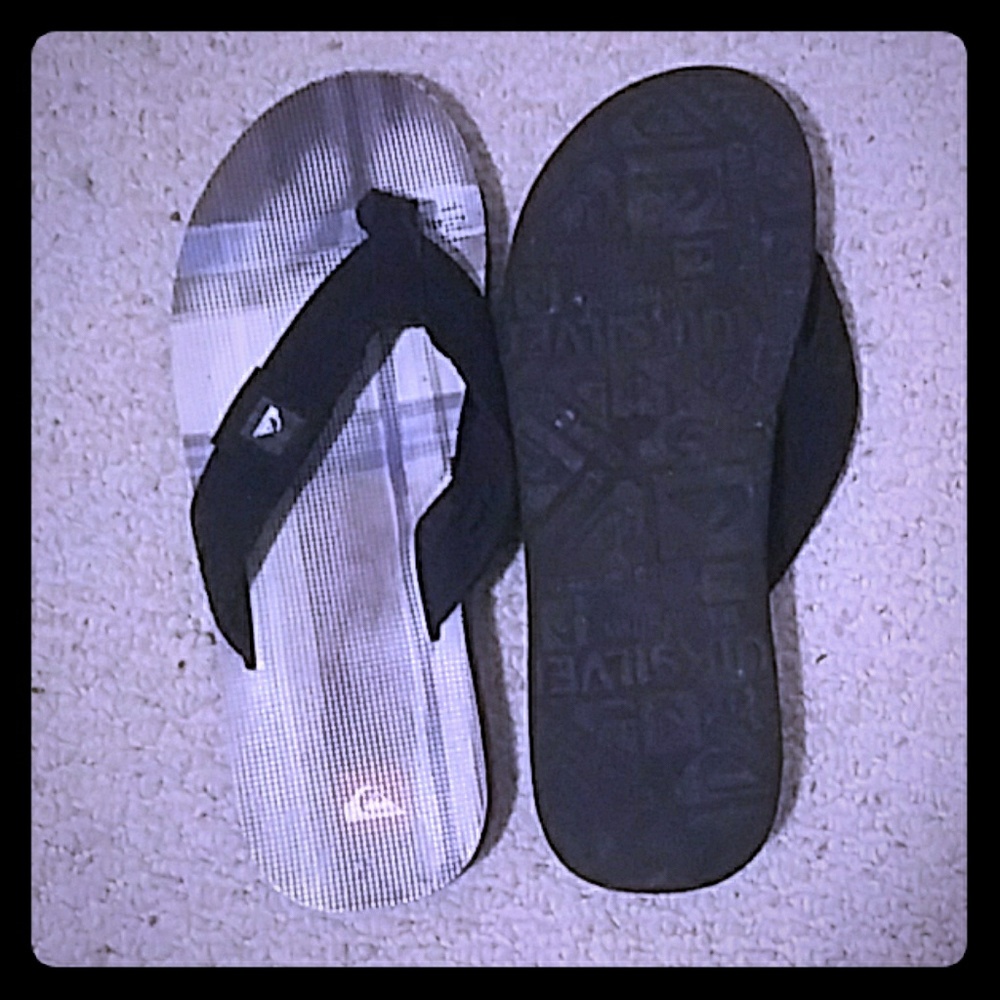 Mens Quicksilver flip flops size 11